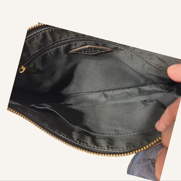 Fossil Black Leather Crossbody Purse - Picture 5 of 7